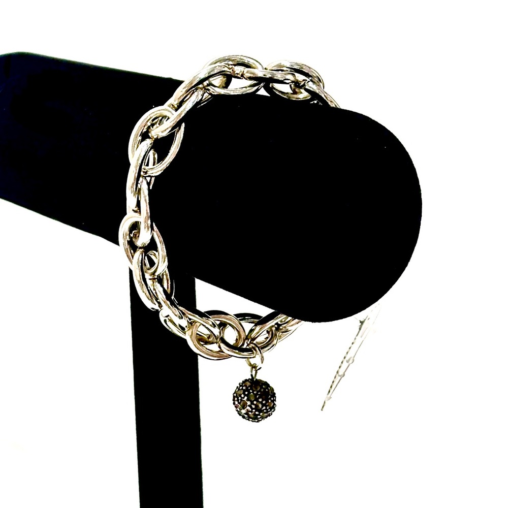 CHICO’s | Silver Large Round Link Bracelet with Pave Ball Charm | NWT | Classic - Picture 2 of 8